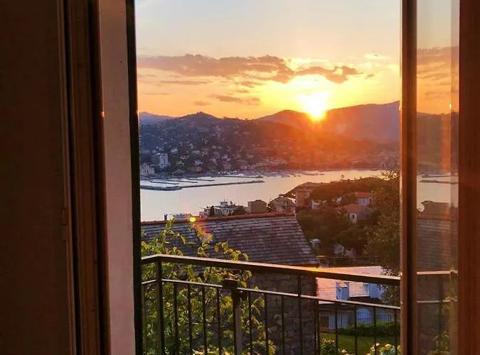 Tra Sole & Mare Apartment Zoagli